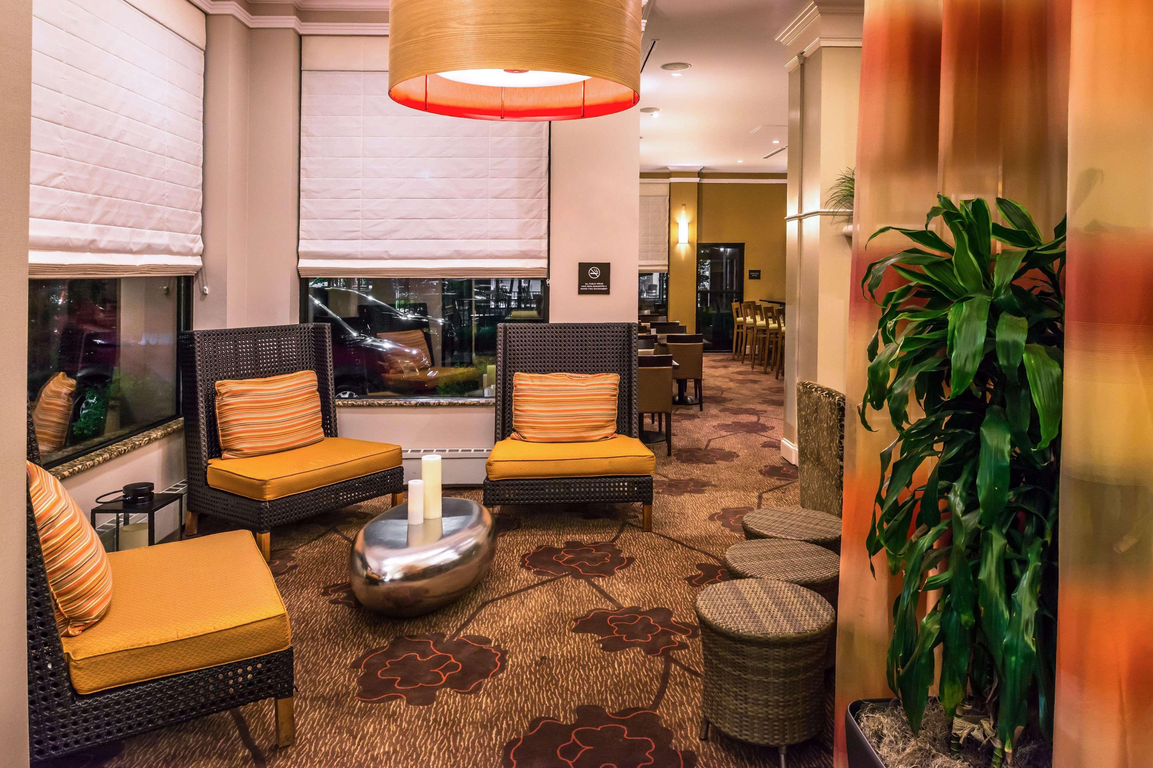 Hilton Garden Inn Detroit Southfield Extérieur photo