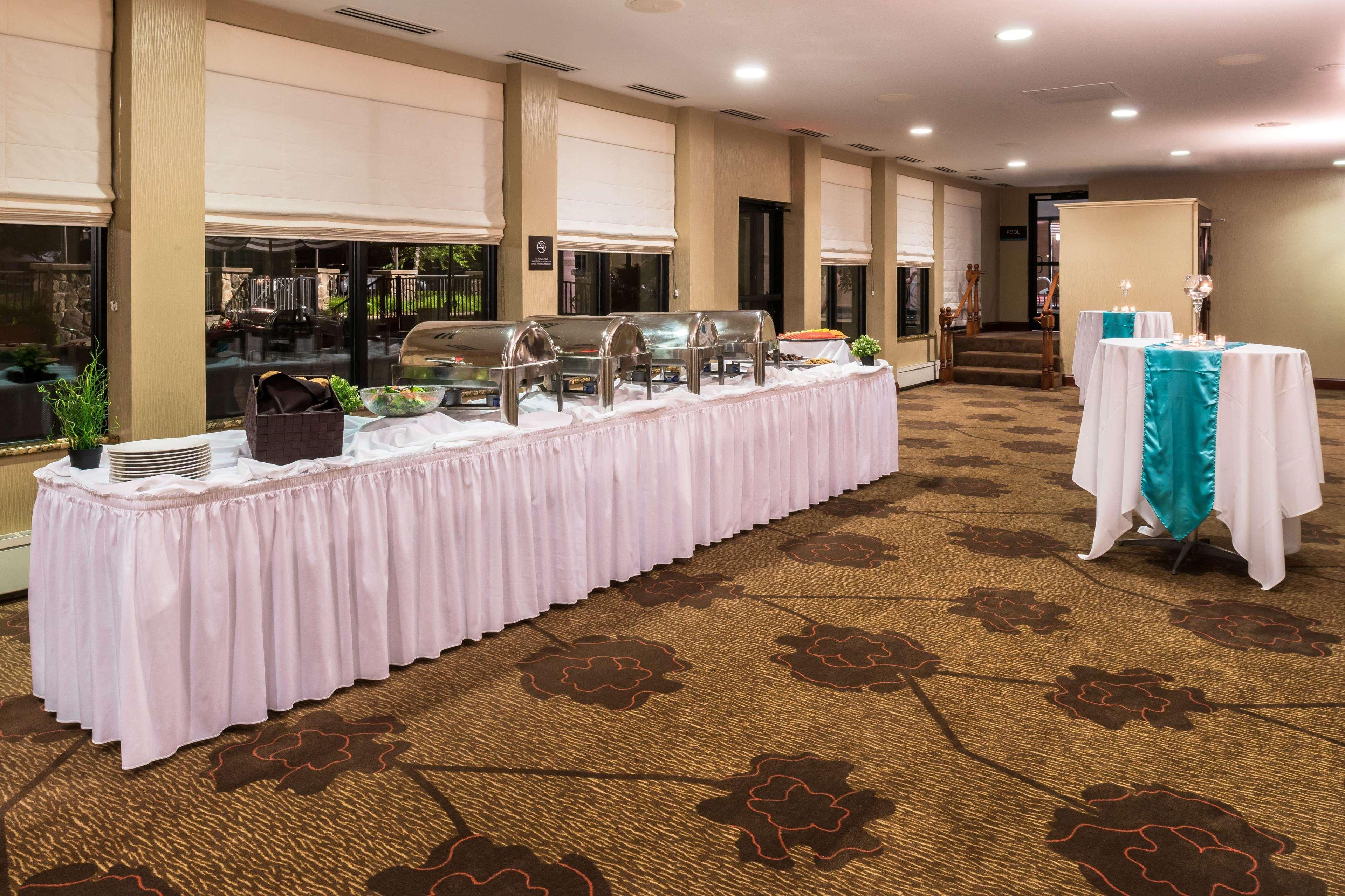 Hilton Garden Inn Detroit Southfield Extérieur photo
