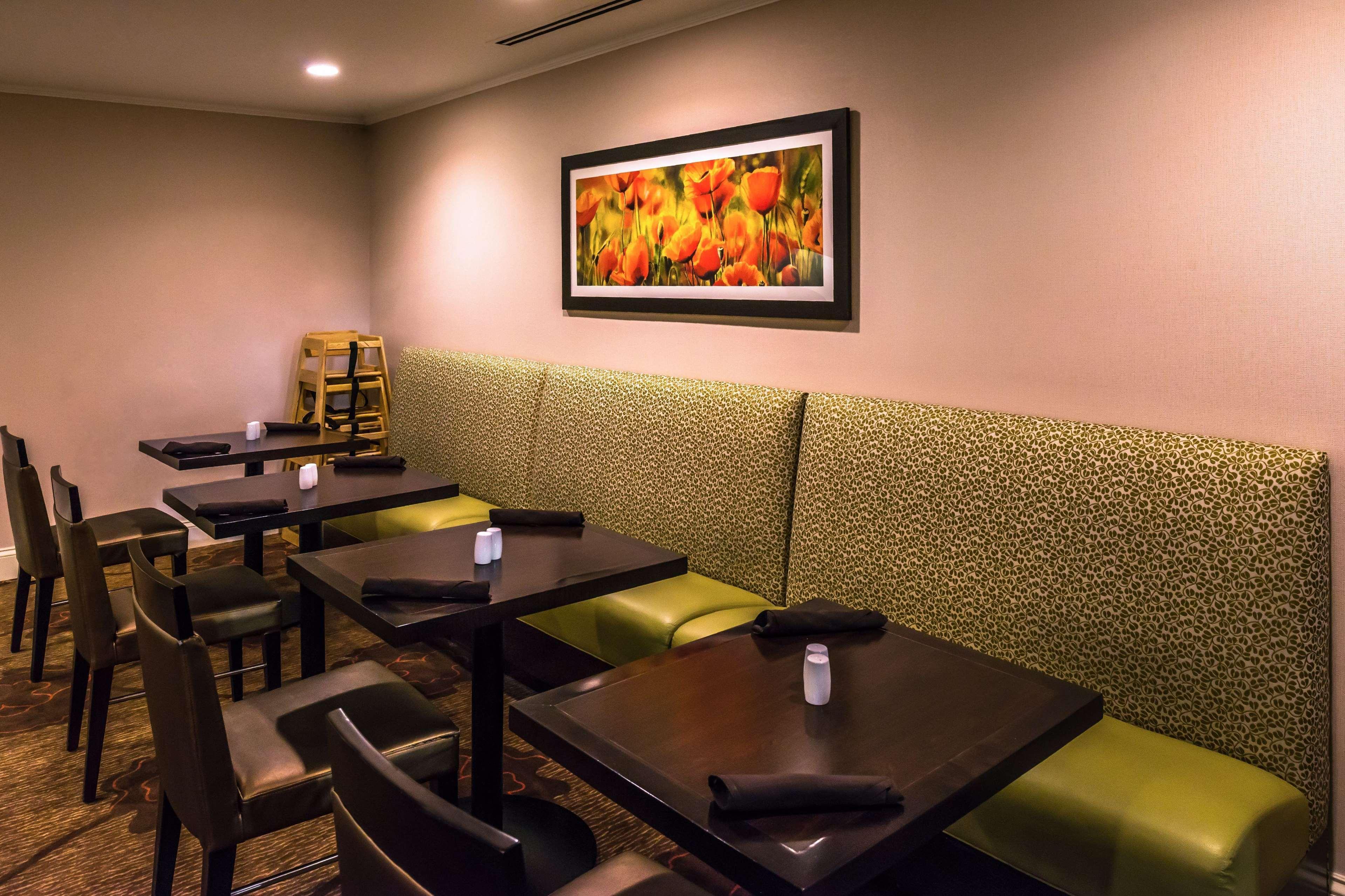 Hilton Garden Inn Detroit Southfield Extérieur photo