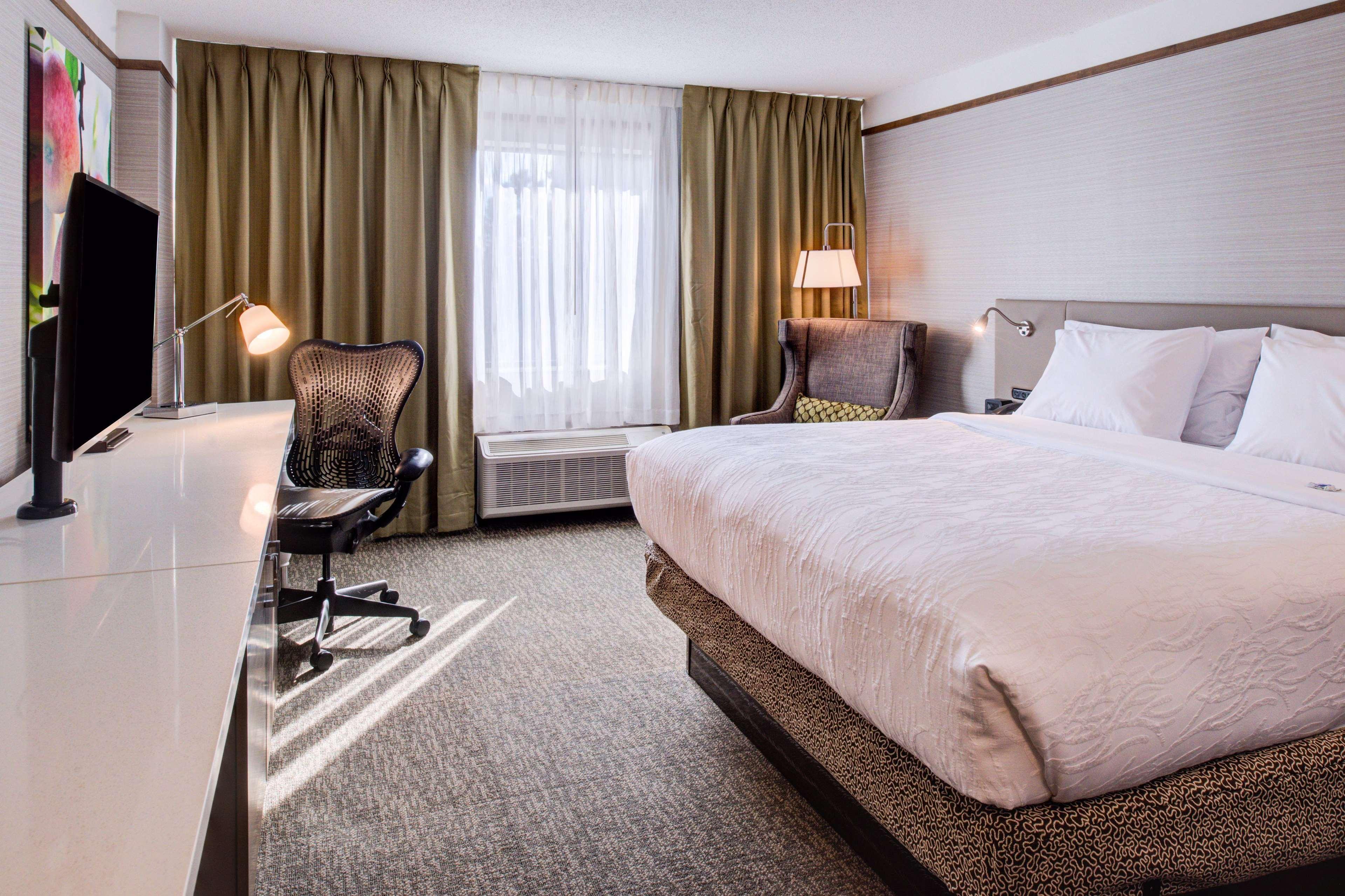 Hilton Garden Inn Detroit Southfield Extérieur photo