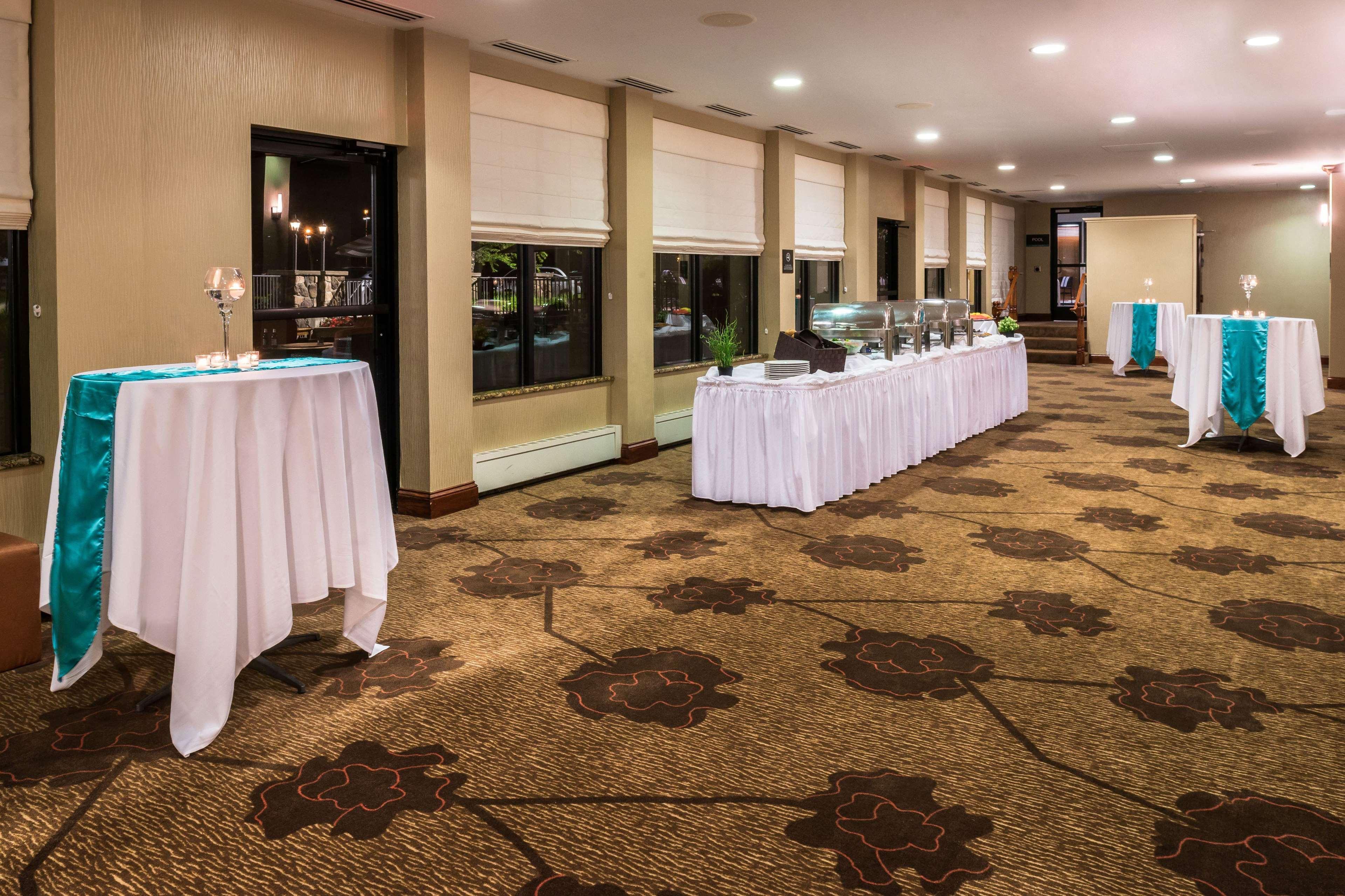 Hilton Garden Inn Detroit Southfield Extérieur photo