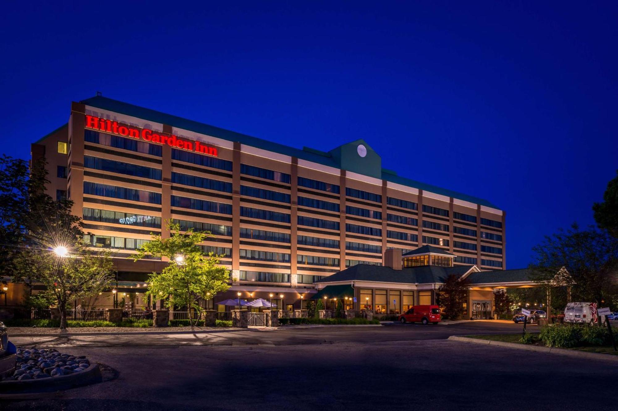 Hilton Garden Inn Detroit Southfield Extérieur photo
