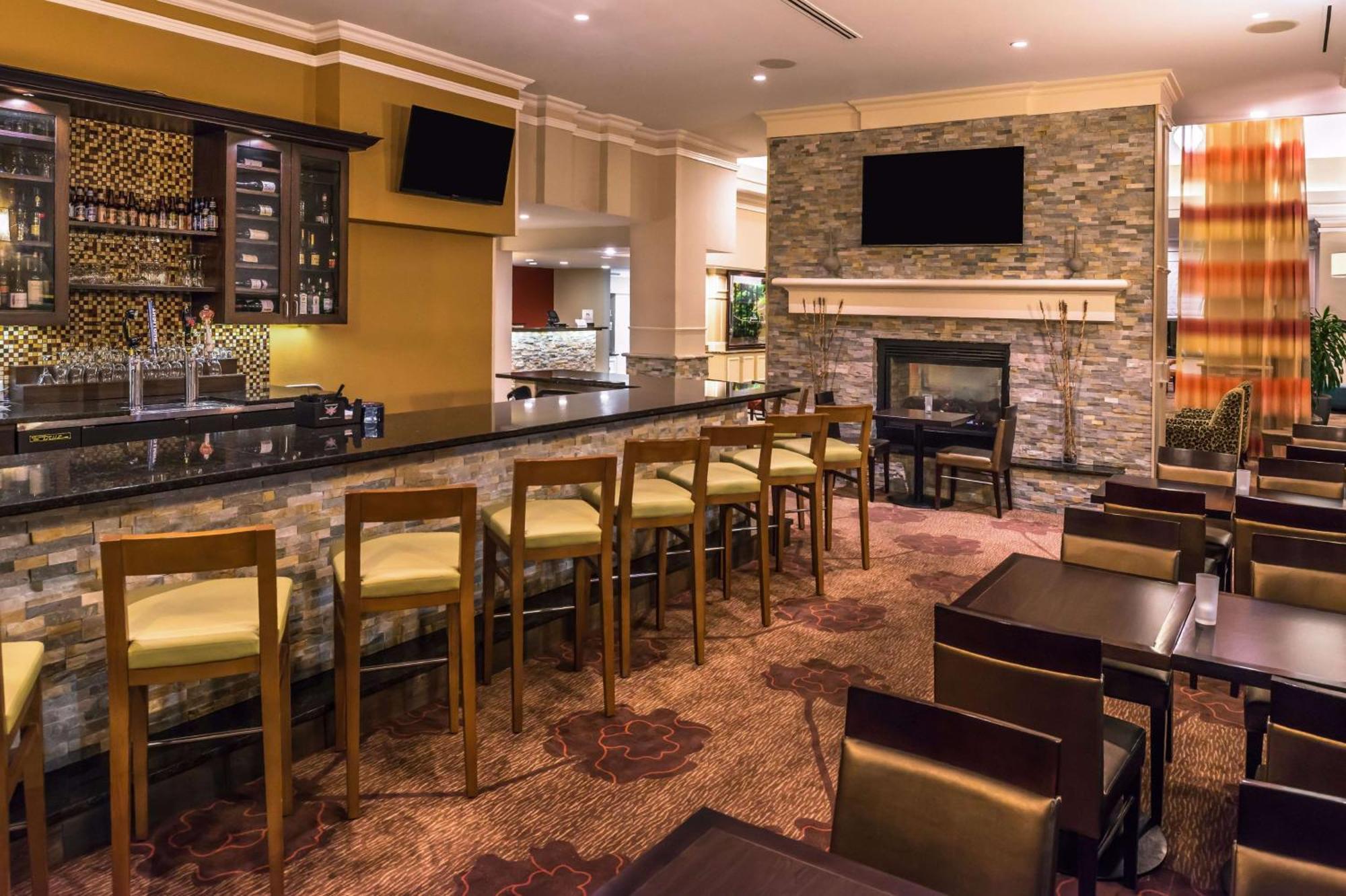 Hilton Garden Inn Detroit Southfield Extérieur photo